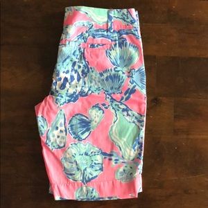 NEVER WORN Lilly Pulitzer Bermuda shorts